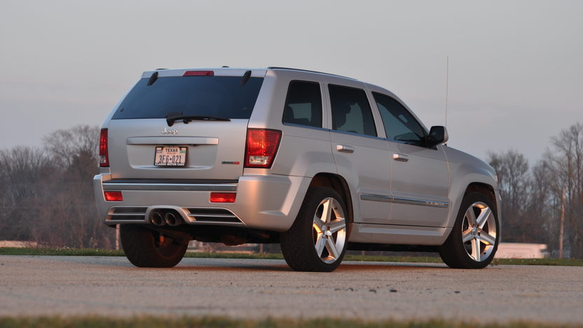 Jeep srt wk1