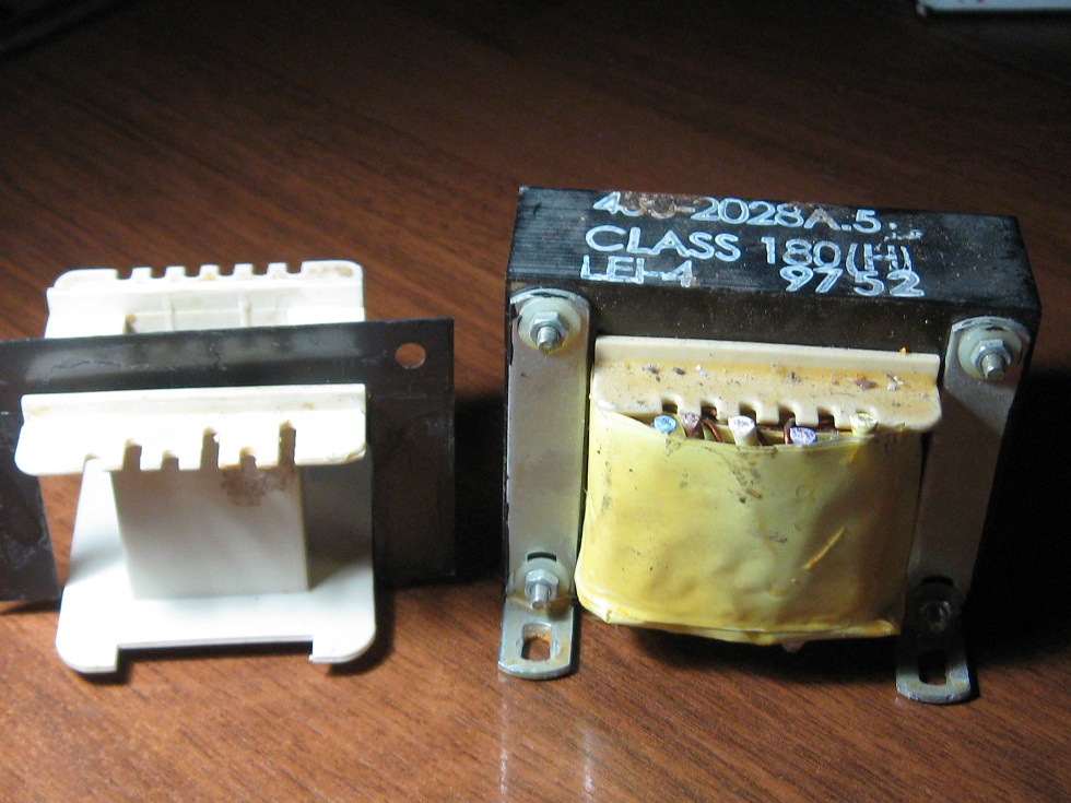 Трансформатор питания. Трансформатор от бесперебойника EIA 6-9302. Трансформатор от бесперебойника. Выходной трансформатор для лампового усилителя из бесперебойника. Трансформатор из советского бесперебойника.