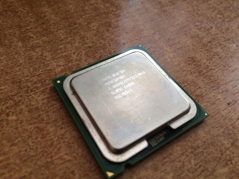 Интел коре пентиум. Intel Pentium 4 2.66GHZ. Процессор Intel Pentium r 4. Процессор Интел пентиум р 4гб. Процессор Intel Pentium 2.