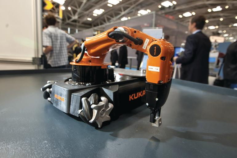 Tb 1400. Робот-манипулятор kuka kr Quantec pa Arctic. Рука манипулятор. Рука манипулятор промышленный. Манипулятор на складе.