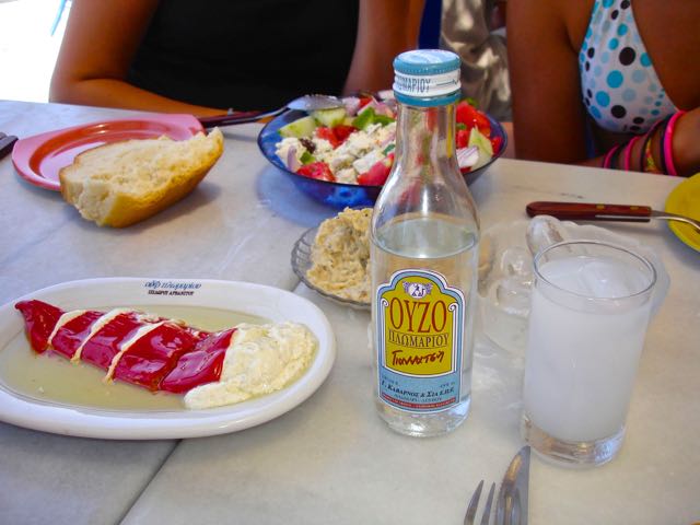 Gianatsi Ouzo